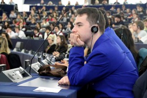 1529846_598866213516372_1845052368_o